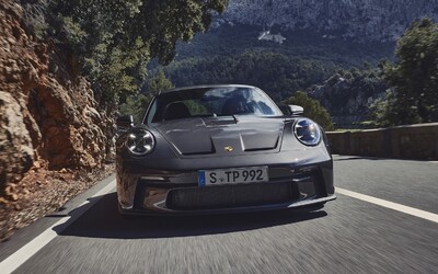 Klenot od Porsche v civilnejšom balení nesie názov 911 GT3 Touring, má atmosférických 510 koní