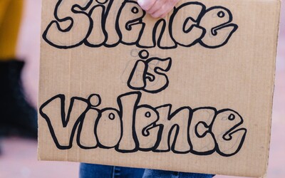 Kolikrát to ještě projde? V Praze proběhne protest proti nízkým trestům za znásilnění