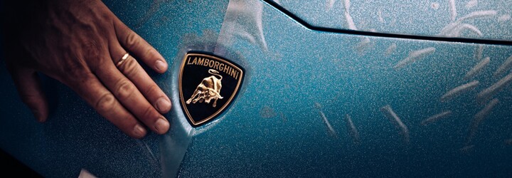 Končí sa jedna éra, Lamborghini vyrobilo posledný superšport s motorom V12 bez elektrifikácie