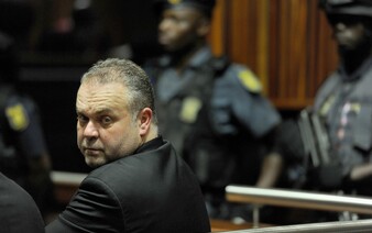 Kontroverzní Radovan Krejčíř zpátky do Česka vydán nebude. Musí si odsedět 35 let v JAR