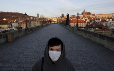 Koronavirus: Českou republiku ze seznamu bezpečných zemí vyřadilo už i Lotyšsko a Estonsko (Aktualizováno)