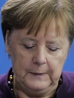 Koronavírus môže zasiahnuť až dve tretiny nášho obyvateľstva, tvrdí nemecká kancelárka Merkelová