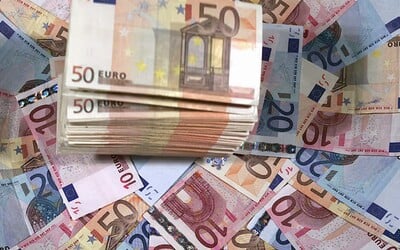 Koruna je vůči euru nejsilnější za posledních téměř 15 let