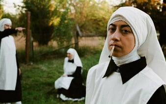 Kouří jointy a mají milionový byznys. Jeptišky pěstující konopí chtějí léčit lidi i planetu