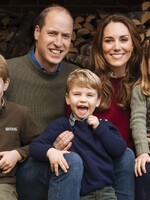 Královská rodina vůbec není rasistická, ohradil se princ William. Reaguje na obvinění prince Harryho a jeho ženy Meghan