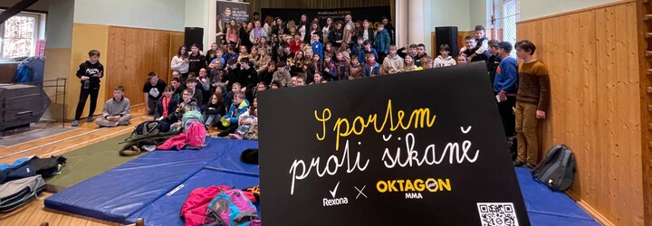 Krásné gesto: Čeští MMA bojovníci přišli za dětmi ze základky mluvit o šikaně. Rvačky patří do klece, ne do školy