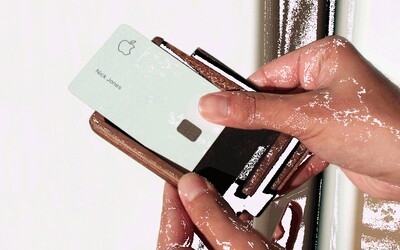 Kreditka od Apple sa zafarbí aj pri bežnom nosení, ochrániť ju môžeš vďaka luxusnému puzdru za 1 650 €
