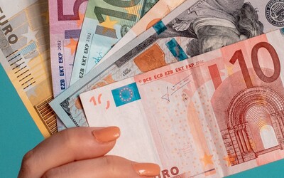 Kto na Slovensku zarobí mesačne 5 791 €? Toto sú najlepšie aj najhoršie platené zamestnania u nás