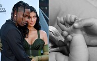 Kylie Jenner a Travis Scott prezradili meno ich druhého dieťaťa: Syna pomenovali Wolf Webster