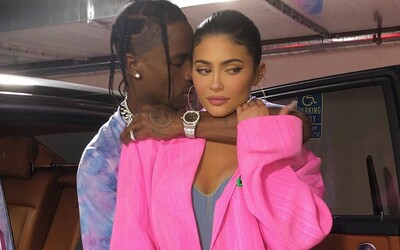 Kylie Jenner potvrdila, že sa rozišla s Travisom Scottom: Internet všetko 100-násobne zdramatizuje, s expriateľom som sa nestretla