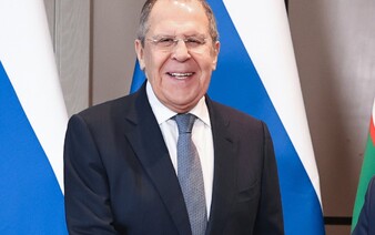 Lavrov: Rusko je pripravené na dohodu o ukončení vojny. Útok na Kyjev si medzitým vyžiadal 12 obetí