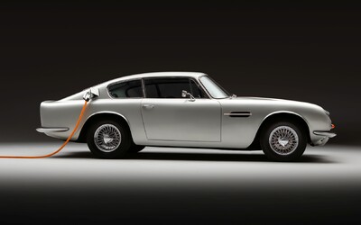 Legendárny Aston Martin Jamesa Bonda dostane elektrický pohon. Záujemcov však vyjde poriadne draho