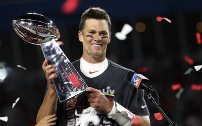 Legendárny Tom Brady získal rekordný siedmy Super Bowl, tentokrát s tímom Tampa Bay Buccaneers