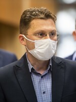 Lekár Visolajský: Príde mi, že Richard Sulík sa schováva za premiéra (Rozhovor)