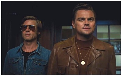 Leonardo DiCaprio vraždí v bláznivom Tarantinovom filme náckov plameňometom a poškuľuje po sexy Margot Robbie