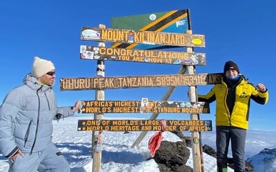 Leoš Mareš všechny překvapil. Společně se synem zdolal Kilimandžáro
