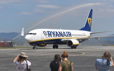 Letenky budou dražší: Ryanair ruší od příští sezóny stovky letů do Británie