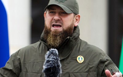 Líder Čečenska Kadyrov: Putin by mal použiť taktickú jadrovú zbraň na Ukrajine