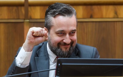 Ľuboš Blaha bude kandidovať do Európskeho parlamentu. Kandidátku Smeru povedie Monika Beňová