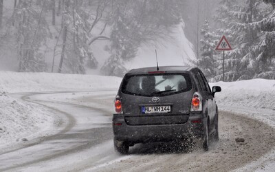 MAPA: Pozor na víkendovou ledovku. Meteorologové ukázali, kde to bude nejvíc klouzat