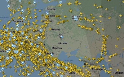MAPA: Sleduj živě letecký provoz nad Evropou. Ukrajině a části Ruska se letadla vyhýbají