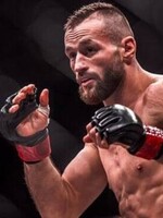 MMA zápasník Miroslav Štrbák dostal infarkt. Konšpirátori jeho zdravotný stav hádžu bez dôkazov na vakcínu