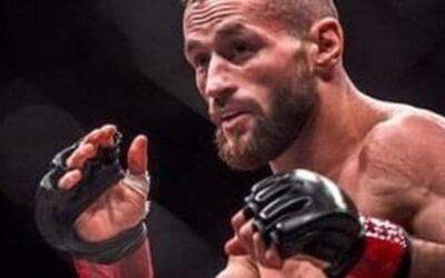 MMA zápasník Miroslav Štrbák po infarkte a operácii srdca trénuje a zdvíha ťažké váhy. Do roka sa chce vrátiť do klietky