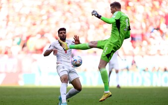 MS 2022 v Katare: Brankár Walesu brutálne skopol útočníka. Červená karta a zlý výkon „drakov“ priniesli výhru Iránu