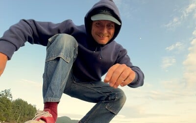 Mac DeMarco se po vyprodané show příští rok znovu vrátí do Prahy. Kdy a kde vystoupí?