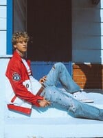 Machine Gun Kelly sa vracia do Prahy. Vo februári vystúpi v O2 Aréne