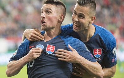 Maďarskí fanúšikovia vypískali našu hymnu, po vyrovnanom zápase si napokon z Budapešti odnášame tri body