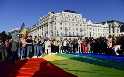 Maďarský politik se ostře pustil do českého ministra zahraničí kvůli kritice LGBTQ+ zákona