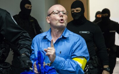 Mafiánsky boss Róbert Lališ alias Kýbel drží vo väzení hladovku. Dôvodom má byť odopieranie základných práv
