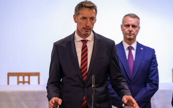 Majerský kritizoval „mojkanie sa“ s extrémistami. Definitívne odmietol spoluprácu so Smerom-SD