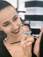 Make‑up expertka Karolína Synková: „Make-up je pro mě svoboda experimentovat a být sama sebou každý den.“