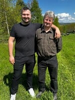 Martin vedie s rodinou včeliu farmu: Máme titul najchutnejšieho medu na svete, už sa dostal k pápežovi či prezidentke (Rozhovor)