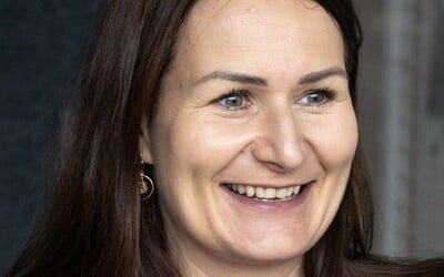 Martina Holečková: Sulík škodí SaS, lebo neodsúdil výroky svojho syna. Végh zmluvu s SPP nedodržal, bola naoko (Rozhovor)