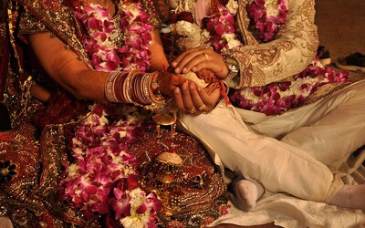 Masivní zásah proti dětským nevěstám. V Indii zadrželi více než tisíc lidí 
