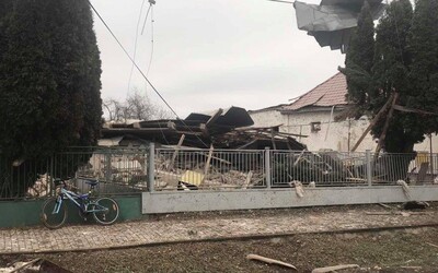 Masivní výbuch totálně zničil dům na východě Slovenska. Z trosek se podařilo zachránit muže