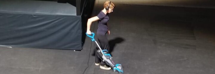 Matej a Caroline majú upratovaciu firmu v Nemecku: Volali nás do bytu, kde dva dni hnila mŕtvola. Domáci o cenách nevyjednávajú