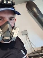 Matej vymenil sedavú prácu za kominárstvo. Na začiatok potrebuješ tisíce eur, v sezóne makám aj 18 hodín denne (Rozhovor)