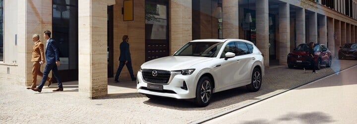 Mazda ide opäť proti prúdu. Úplne nové CX-60 má zadný pohon, šesťvalec pod kapotou a kúpiš ho aj u nás