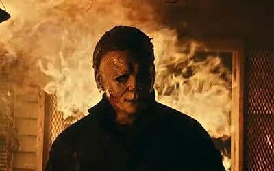Michaela Myerse nezastaví ani dům v plamenech. Trailer na Halloween Kills slibuje největší halloweenský horor roku