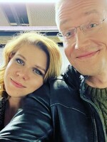 Michal Kovačič: So Zuzkou sa doma nebavíme o tom, že sme power couple. Neznášam, keď ma na Instagram točí v teplákoch (Rozhovor)