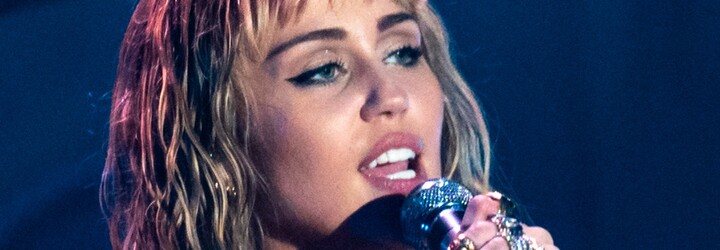 Miley Cyrus slaví velký úspěch! Její známá píseň překonala miliardu přehrání