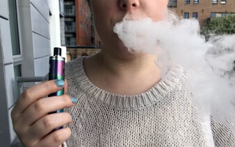 Ministerstvo chce na Slovensku zakázať jednorazové elektronické cigarety. Zameria sa aj na iné nikotínové výrobky
