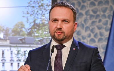 Ministr Jurečka věří, že neporušil zákon, a výzvy k odchodu odmítá. Hlasuj v anketě, jaký máš názor ty