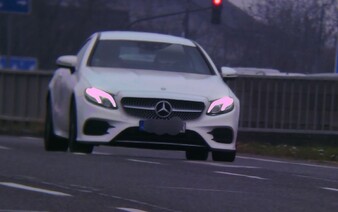 Mladík na Mercedese uháňal ulicami Bratislavy. Rýchlosť prekročil až dvojnásobne