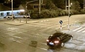 Mladý taxikár narazil na bratislavskej križovatke do lampy. Po príchode policajnej hliadky nafúkal takmer dve promile alkoholu