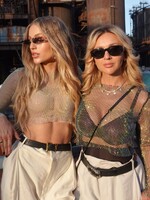 Móda REFRESHER: Uži si druhú polovicu leta v hot outfitoch podľa vzoru Sloveniek a Češiek, ktoré kombinujú luxus s trendmi
